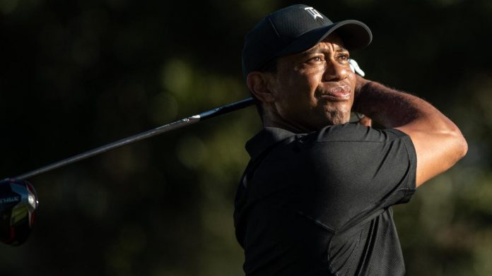 Tiger Woods will play golf again this weekend, ten months after his injury.
